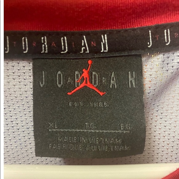 Jordan shirt - Picture 2 of 5